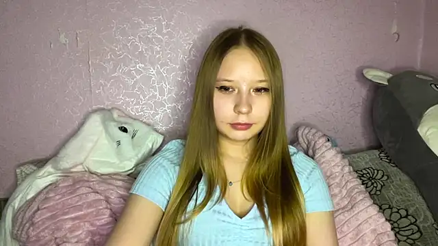 MertieVandusen online show from May 1, 9:07 pm