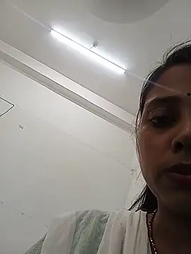 Simmi-00 online show from May 13, 5:35 am