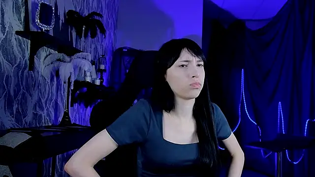 SeraphineSparda online show from July 6, 11:48 am