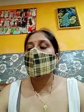 CuteKajal67 online show from May 2, 11:41 pm
