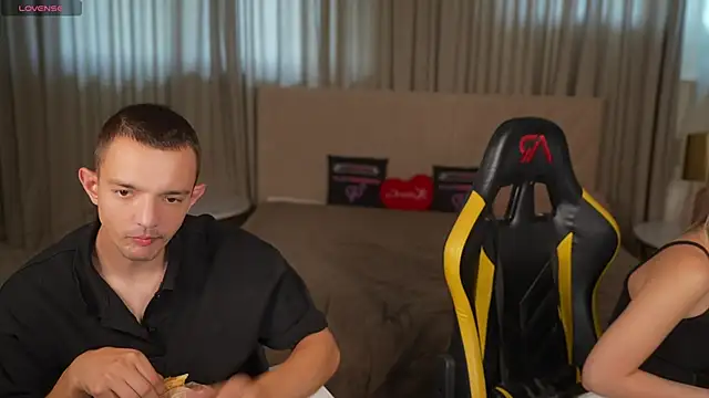 Melissa kiss054 online show from July 1, 2:49 pm