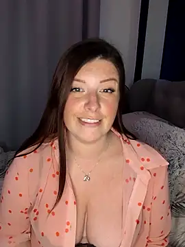 SweetLaurenXX online show from May 15, 7:16 pm