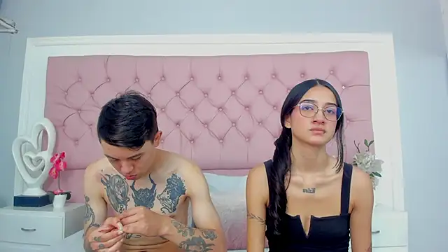 SarahDoll   online show from June 25, 1:35 pm