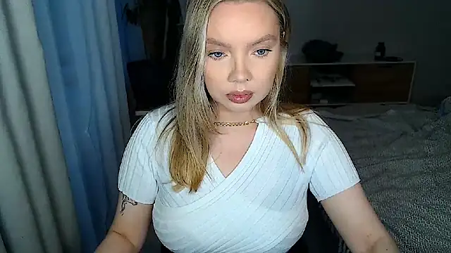 PolinaXXXXXJones online show from June 1, 5:03 pm