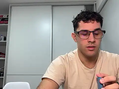BearTwink03 online show from May 14, 3:23 am