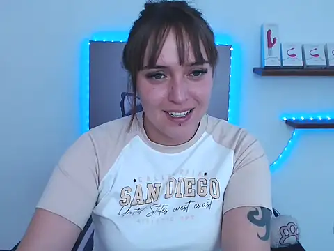 anyela bubble18 online show from May 18, 10:38 pm