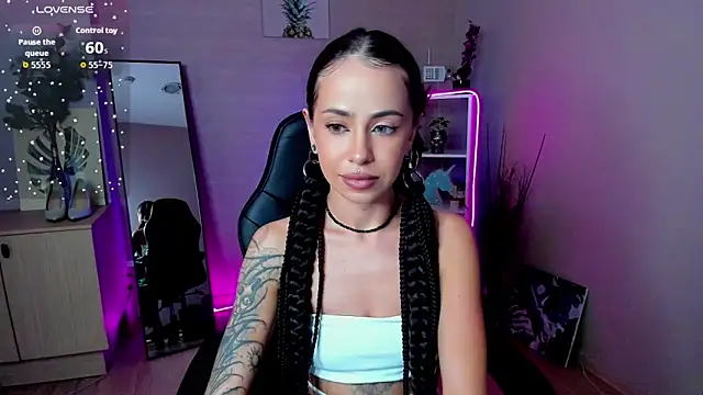 Monica brilliant online show from May 6, 8:18 am