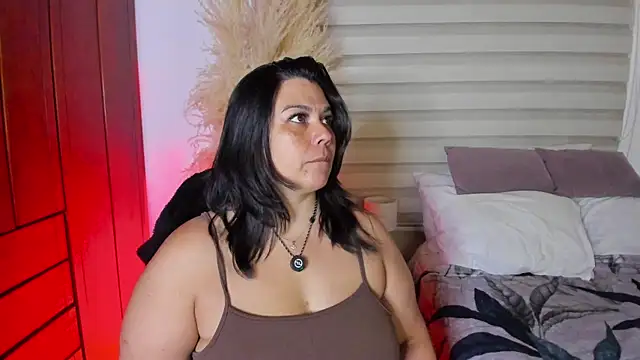 Martina Foxy01 online show from August 6, 12:01 pm
