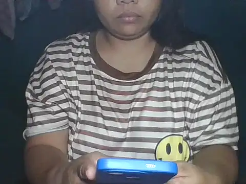 MommyKaye30 online show from June 14, 7:58 pm