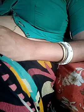 minadixit17 online show from July 6, 10:31 am