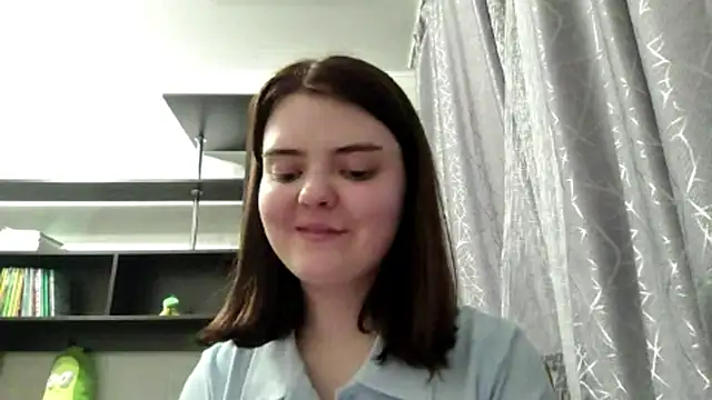 RebelDesiree online show from May 7, 4:32 pm
