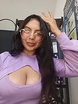 JENNIFER  03 online show from July 27, 4:59 pm
