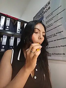 JENNIFER  03 online show from July 23, 6:27 pm