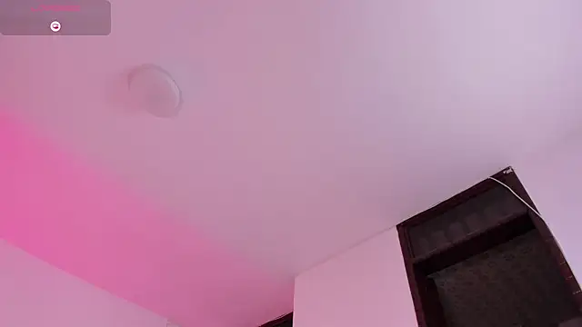 AmaraLewis online show from August 5, 1:06 pm