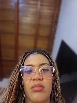 Alondra1810 online show from May 14, 6:58 pm