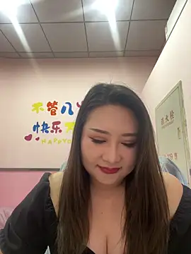 mimi 042 online show from May 8, 9:12 am