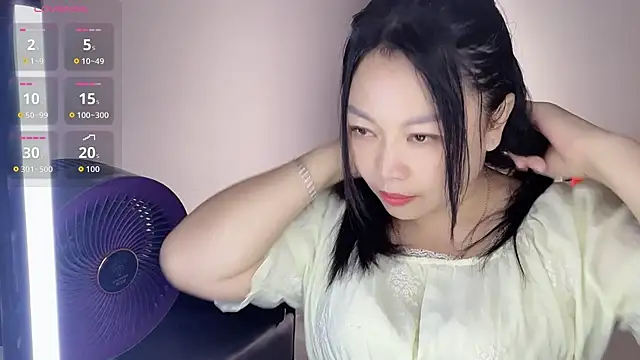Lisha00 online show from August 9, 5:23 am