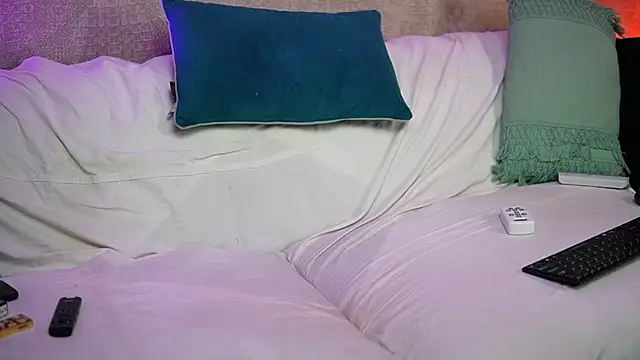 KimJada online show from June 14, 2:24 am