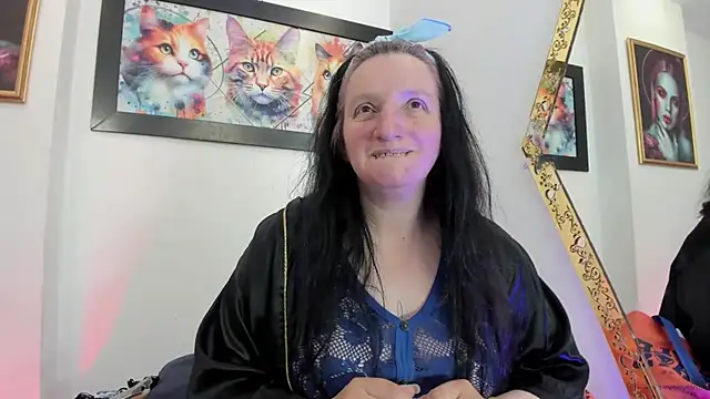 CloeMature online show from August 10, 3:32 am
