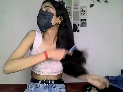SASSY  BABY  online show from July 16, 11:48 am