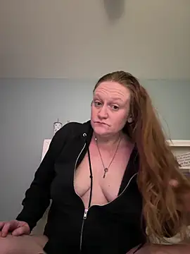 Kellilyn10 online show from June 16, 8:04 am