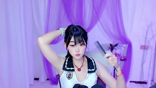 Tili Lucky online show from May 26, 1:27 am