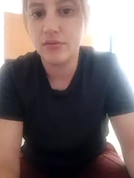 conegitareina online show from May 22, 3:32 pm