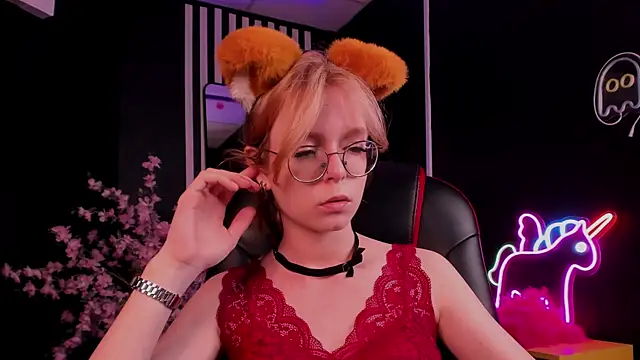 FoxxyyPolly online show from July 5, 5:24 am