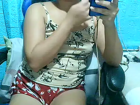SweetCreamyPussy18 online show from August 5, 3:13 am