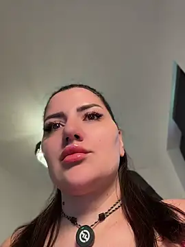 SophiePale online show from May 20, 2:36 pm