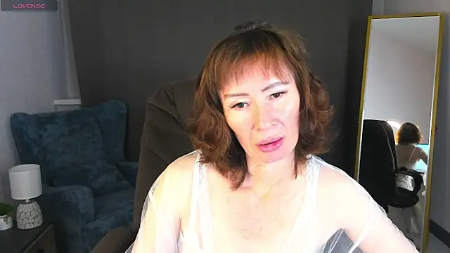 gracekellyyy online show from June 8, 4:24 am