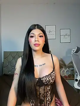 DanikaLovve online show from June 27, 12:33 pm