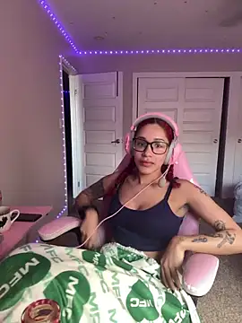 Jenna Beck online show from May 21, 9:13 pm