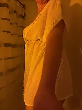 Ivyxoxx online show from May 26, 5:23 pm