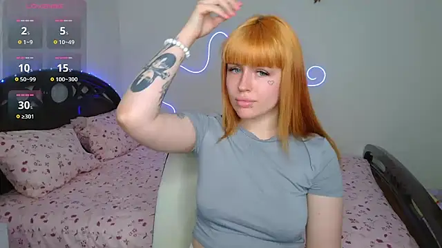VelvetEmber online show from June 12, 2:36 pm