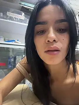Melissa Rendon online show from July 1, 8:52 pm