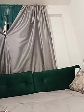 JuliaBestX online show from May 24, 1:26 am