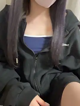 luna sleepy online show from May 17, 1:21 pm