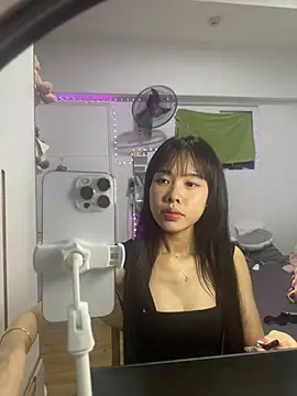 Lov3lily online show from June 6, 11:16 am