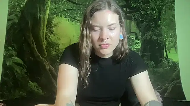 mo0ngoddess online show from March 21, 8:41 am