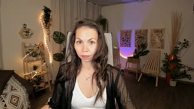 TrasyMorris online show from May 25, 3:38 am