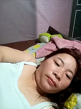Cumhots111 online show from May 23, 9:24 pm
