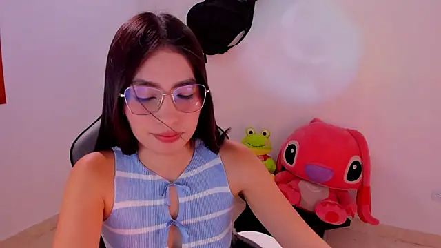 Scarleth Ferrec online show from June 21, 8:02 pm