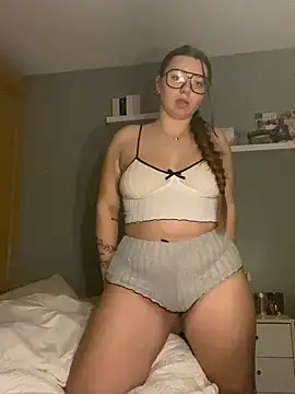 Taysweet  online show from May 30, 1:47 am