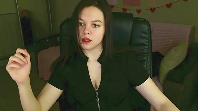 DelarySong online show from May 21, 7:12 pm