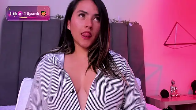 Tiana  x online show from May 27, 2:30 am