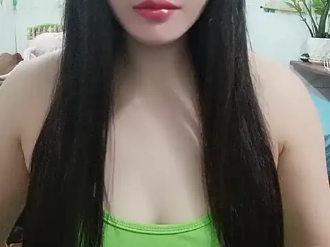 Famyrylove2k online show from July 10, 4:35 am