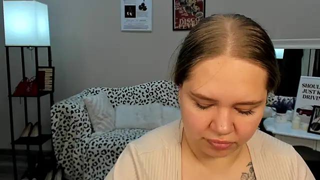 DianaKristol online show from May 18, 4:07 am