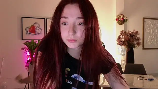 MoonkissGirls online show from July 25, 4:03 pm