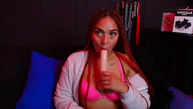 Briana pratt online show from May 26, 1:54 pm